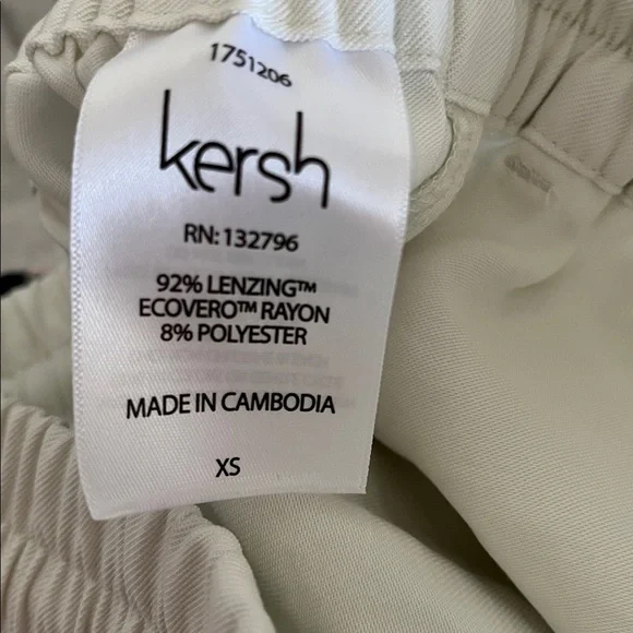 Kersh White Women's Shorts - Picture 4 of 4